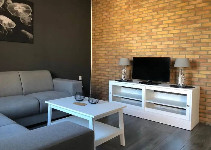 Kingstreet Apartment